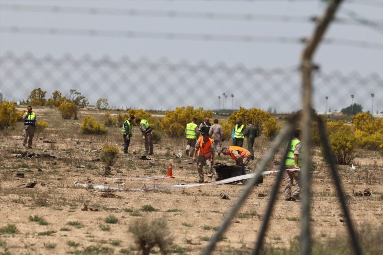 Se estrella un F 18 en la base aérea de Zaragoza durante una exhibición