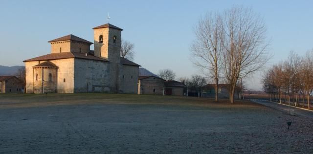 La Basílica de San Prudencio de Armentia, en Álava, País Vasco