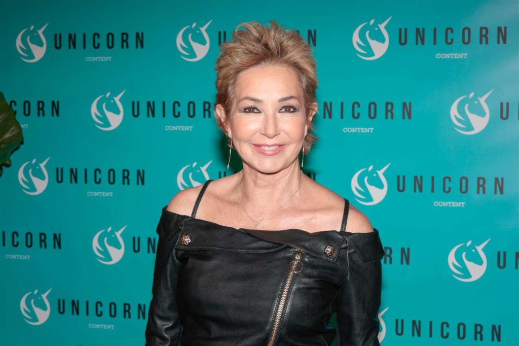 La actitud impropia de Ana Rosa Quintana