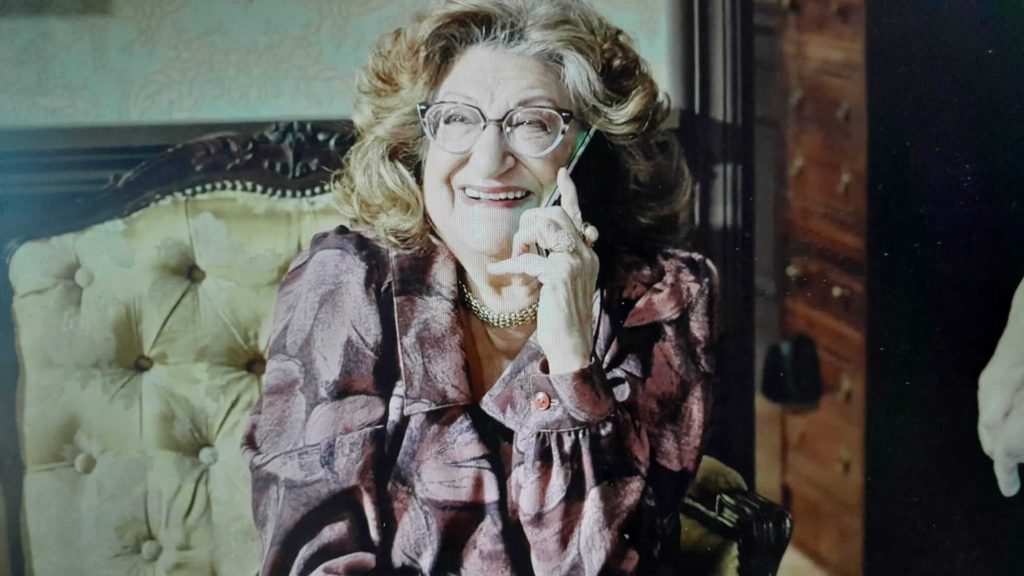 La conocida actriz de La que se Avecina que “ficha” por Mercadona 158 ¿Cómo se relaciona la marquesa de Francavilla y Sacromonte con los demás vecinos del edificio?