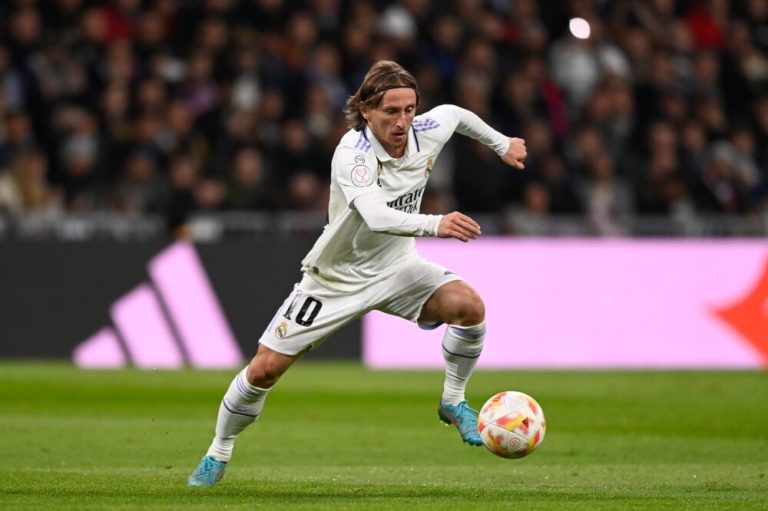 La continuidad de Modrić en el Real Madrid en entredicho: ¿debería seguir?
