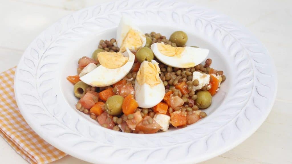 Todo lo que tu cuerpo necesita en un plato la ensalada de lentejas