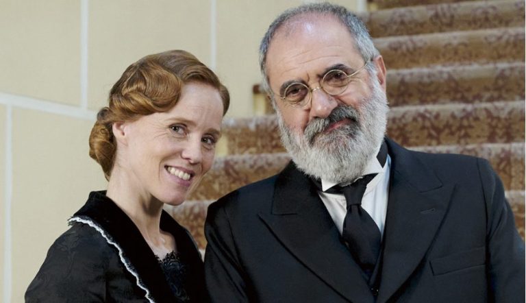 La promesa: ¿quién es Rómulo fuera de la serie?