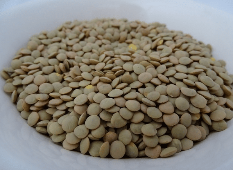 Lentejas con espinacas: la receta sanísima que puedes hacer en cinco minutos