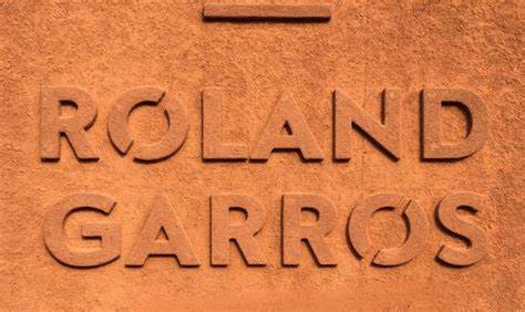 Sara Sorribes da la única alegría española de este martes en Roland Garros