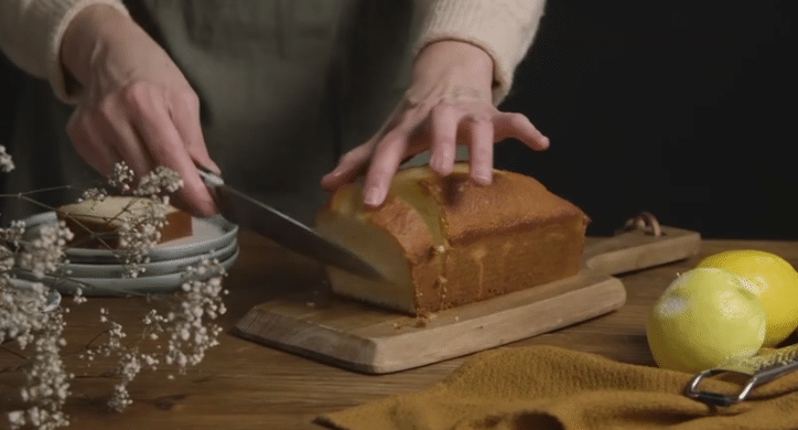 La receta definitiva para un bizcocho de yogur fácil y delicioso