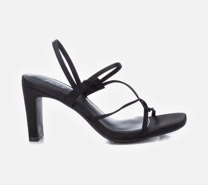 Sandalias de tacon de mujer color negro de tiras