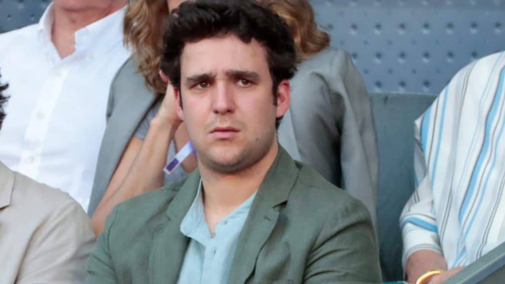 Se gana la vida como cualquier persona comun