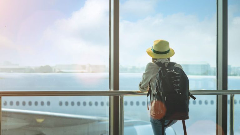 Convocatoria a una mesa electoral, otra de las coberturas del seguro de cancelación