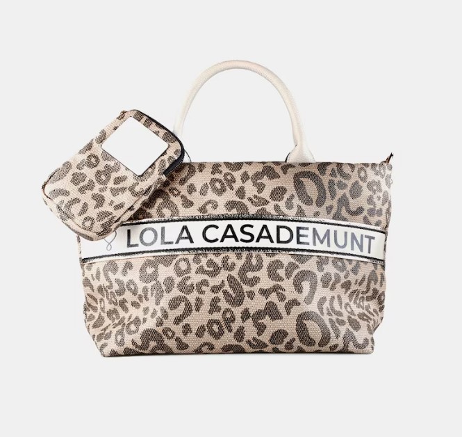El Corte Inglés: 10 bolsos con descuento perfectos para llevar a diario 2 Shopper con estampado animal print con logo a contraste el corte ingles