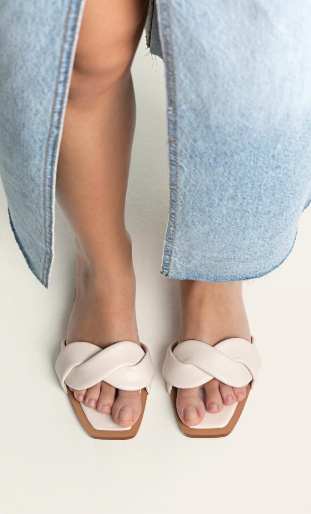 Stradivarius - Sandalias Planas Trenzadas