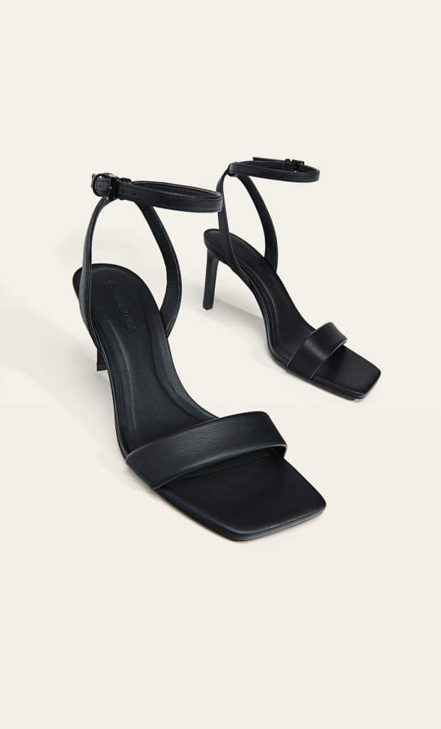 Stradivarius - Sandalias Tacón Tira Acolchada