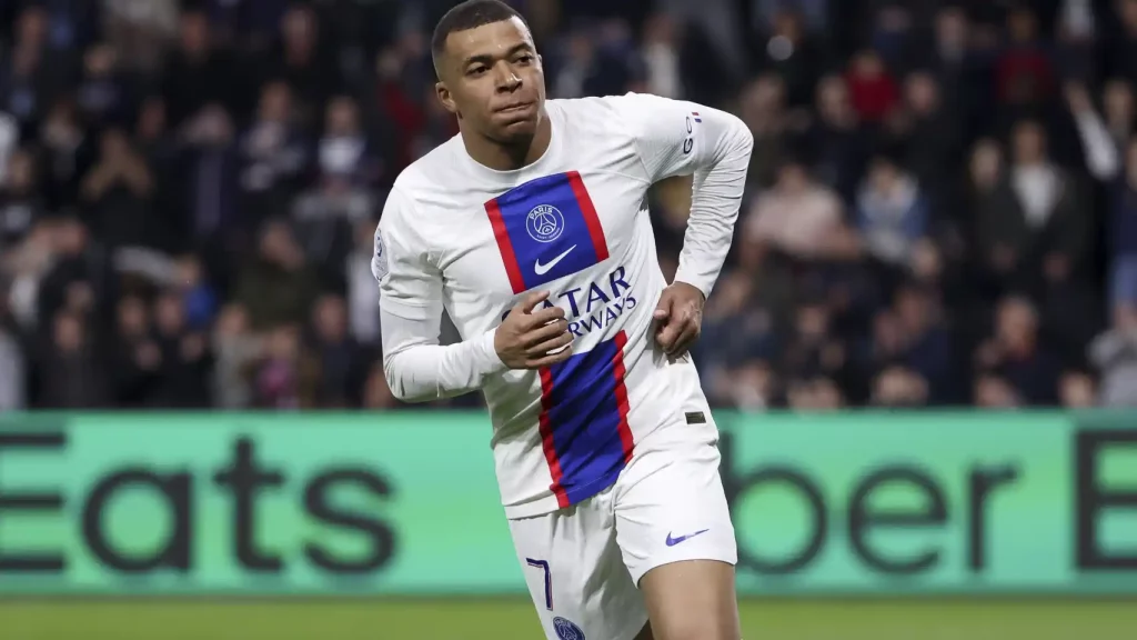 Tampoco se lleva bien con algunos de sus compañeros