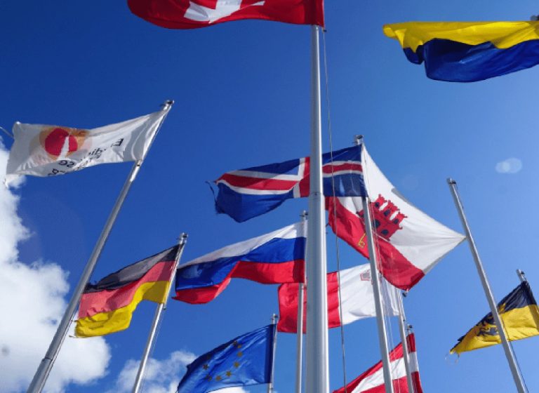 La venta de banderas se dispara en 2022