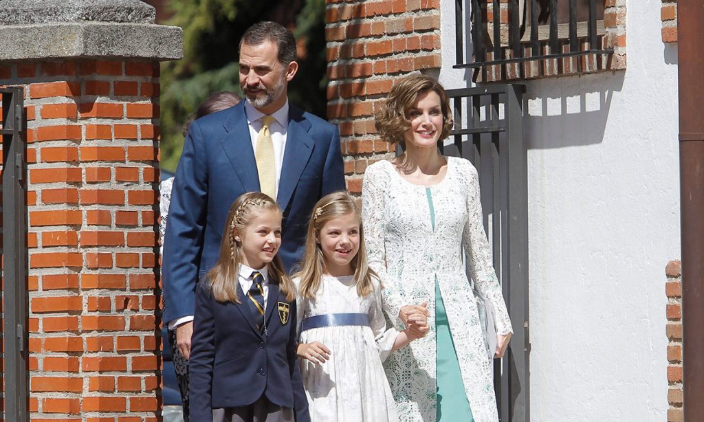 Así ha cambiado el estilo de la reina Letizia en solo diez años 27 La comunión de la Princesa Leonor