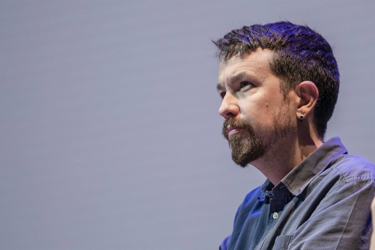 pablo iglesias maton anónimos redes sociales