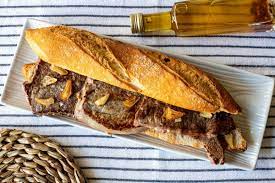 Cómo hacer un bocadillo de pepito de ternera mejor que el de los bares