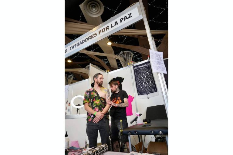 El éxito de La Granada Tattoo Expo, un espacio donde el tatuaje y el arte urbano han sido ensalzados