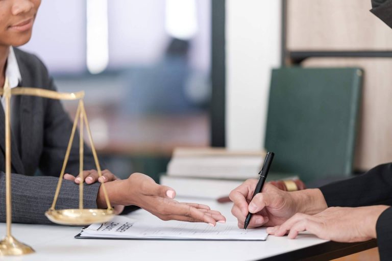 Català Reinón cuenta con abogados mercantiles en Barcelona, Madrid y Sabadell