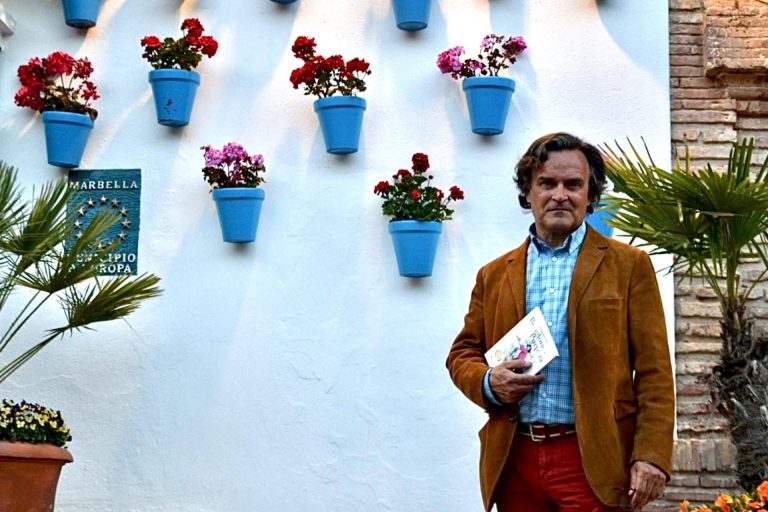 ‘Renglones Púrpura’, un libro de Manuel Sánchez Alfonso en el que destaca la vida y el amor en el sentido más amplio de la palabra