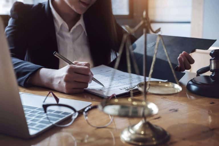 ¿A partir de qué edad pueden los hijos recibir pensión alimenticia?