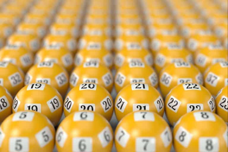 La plataforma en línea para comprar lotería y ganar desde la comodidad del hogar se llama La Mágica