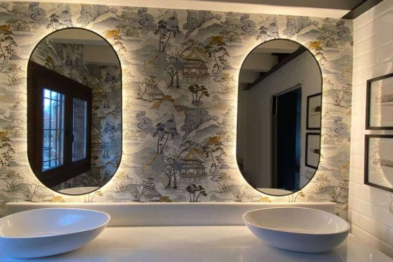 EspejoLED ofrece espejos para baño con luz de calidad