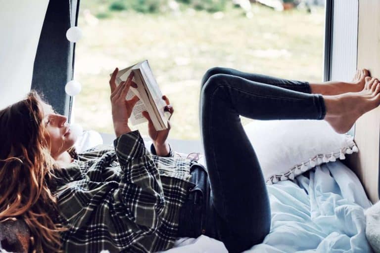 SurVan Camper propone un viaje en furgoneta camperizada por la costa de Andalucía