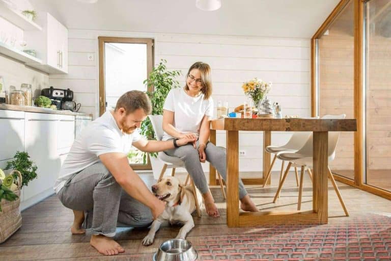 Las principales ventajas del suelo radiante refrescante de Akiter Renovables