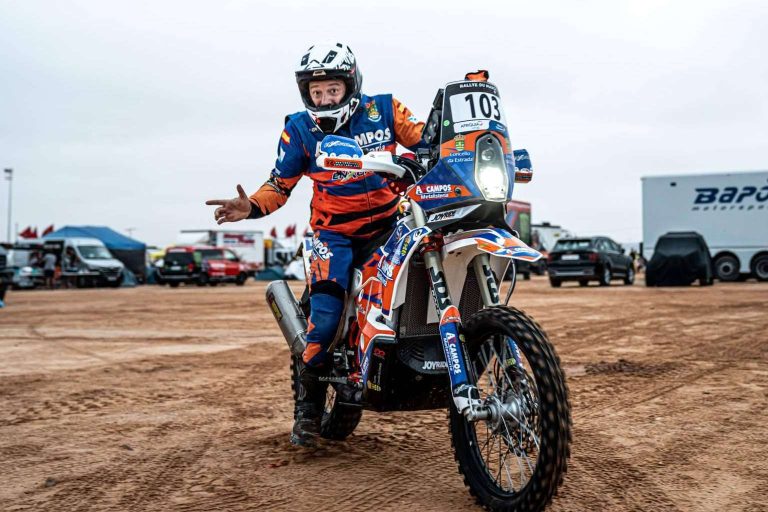 ADHESIVOSEMBARRADOS, la tienda especializada en equipamiento personalizado de motocross y enduro