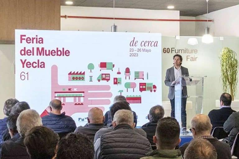 A un mes de la celebración de la feria, el reciento ferial está lleno