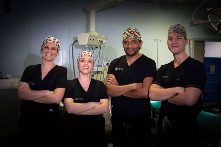 Transformar la apariencia con la experiencia del Dr. Padilla, especialista en renovación facial y corporal