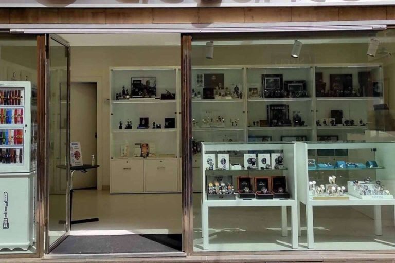 Relojes sin baterías para todos los gustos en Elegance