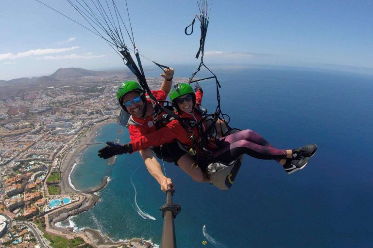 Tenerfly permite vivir una experiencia de Parapente en Tenerife