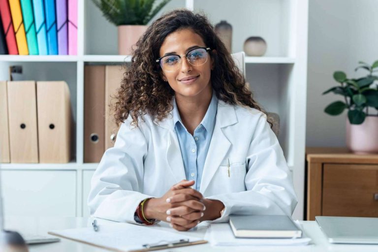 ¿Cuáles son las ventajas del sistema integral de control horario de MHP® en la empresa pública?