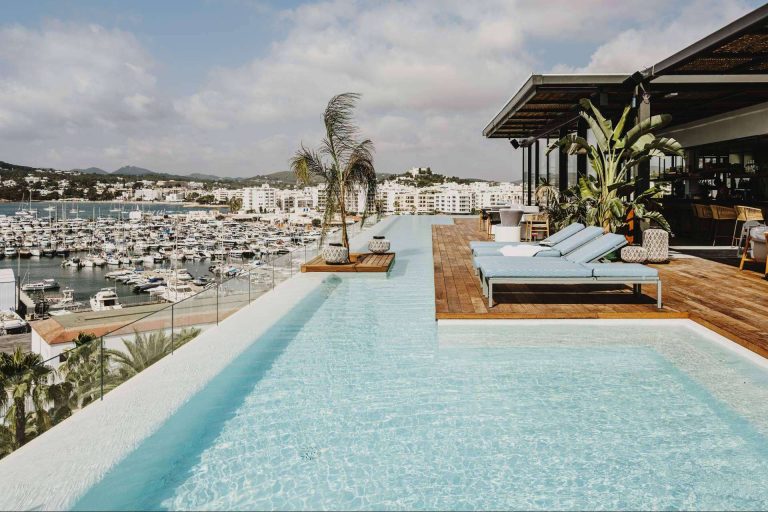 Hotel Aguas de Ibiza, un reconocido luxury hotel Ibiza