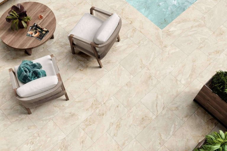 Interazulejo pone a disposición diversos suelos de exterior antideslizantes