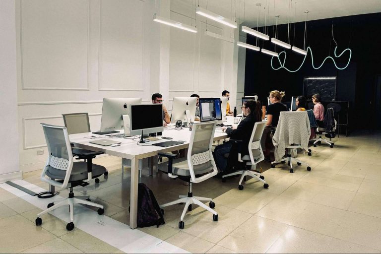 Los servicios integrales de la agencia creativa Mínima impulsan la expansión de los negocios