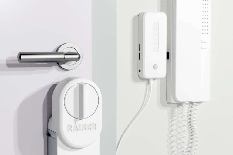 Adquirir una cerradura inteligente para portal con Raixer