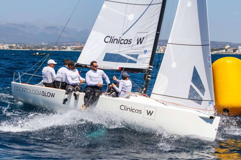 'Clínicas W Sailing Team' a punto de comenzar la Copa de España de J70