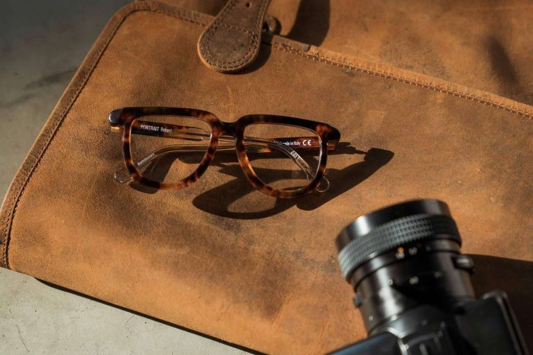 PORTRAIT cuenta en sus campañas la historia de artistas emergentes y creativos