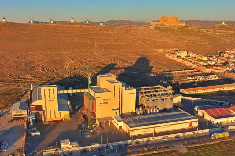 Piensos de calidad con buenos rendimientos en la Cooperativa Ganadera Avicon