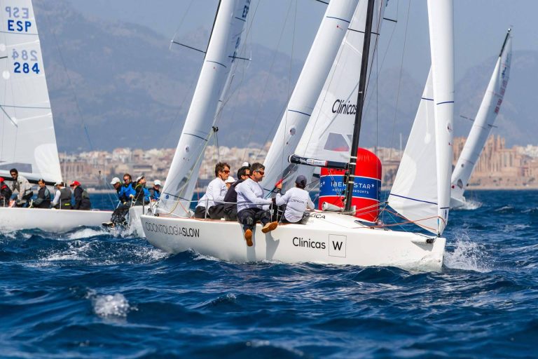 'Clínicas W Sailing Team' sobresale en la Spring Mediterranean Cup de J70