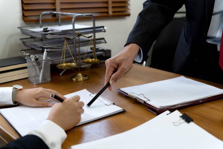 El asesoramiento de un abogado especialista en herencias transmite tranquilidad