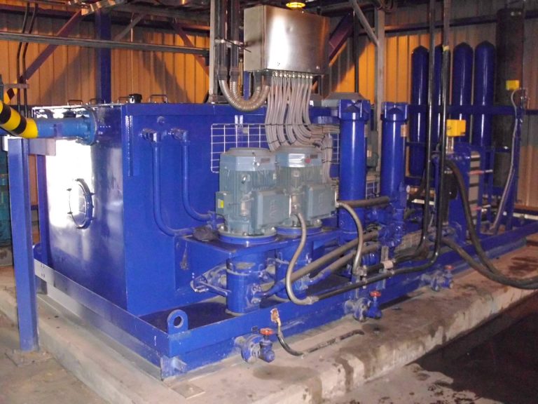 ¿Qué servicios de mantenimiento ofrece la empresa IDP INGENIA?