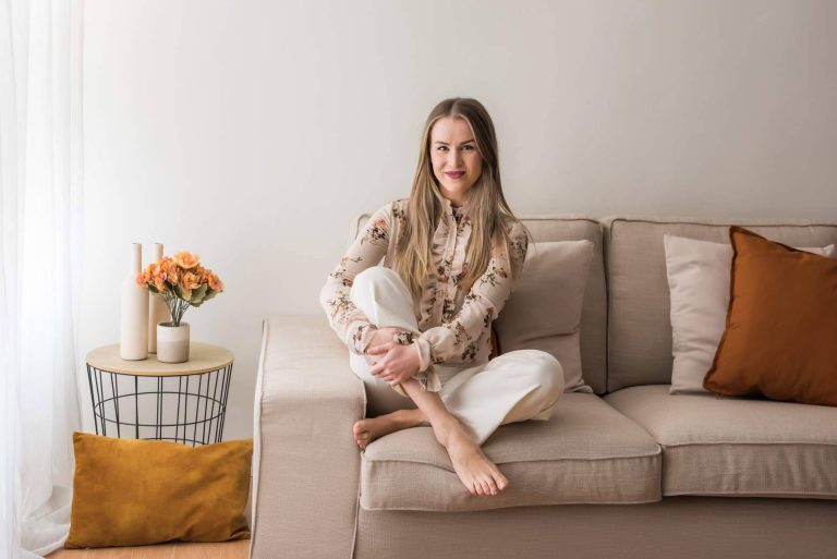 Vanessa Fernández presenta 'Perderte para aprender a encontrarte', obra publicada de la mano de Letrame Grupo Editorial