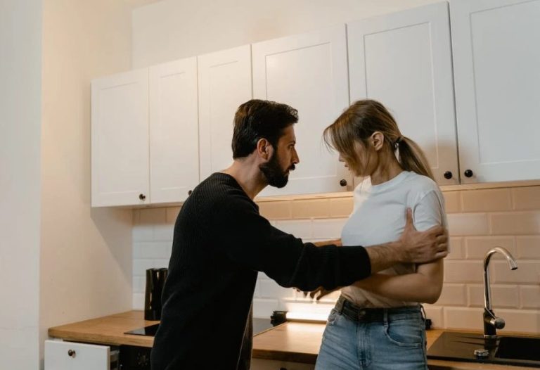 Jóvenes, mujeres y personas con problemas mentales son las nuevas caras del sinhogarismo