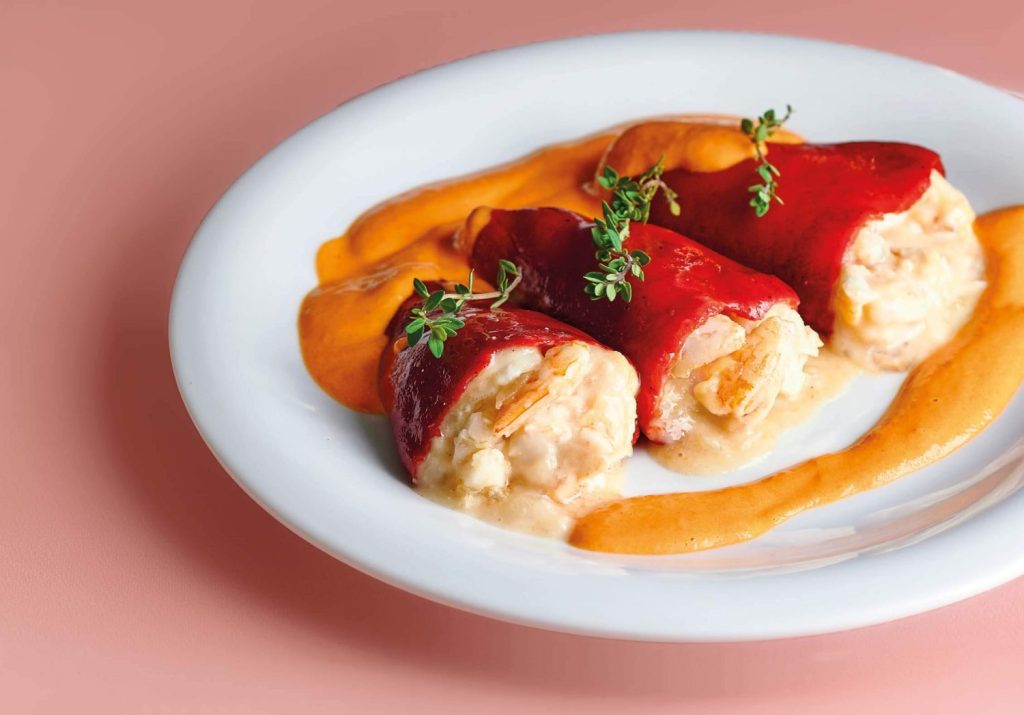 Cómo hacer unos pimientos rellenos como un chef de primera 18 Ingredientes para pimientos rellenos en salsa de piquillo (4p.)