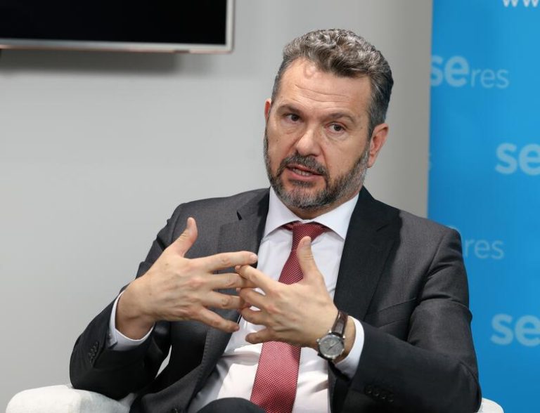 Buenaventura (CNMV) avisa de los riesgos y ventajas que puede suponer la IA para los mercados financieros