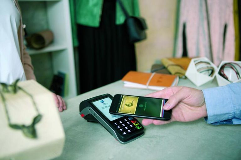 American Express remunerará con hasta 25 euros el gasto en comercios locales en julio y julio